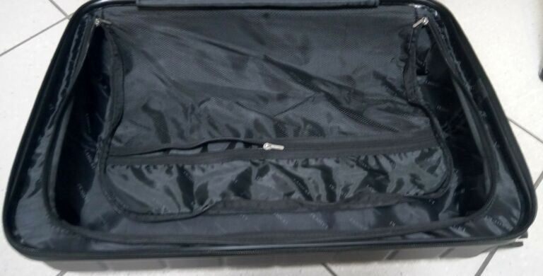 walizka-lasocki-rodzaj-walizki-twarde