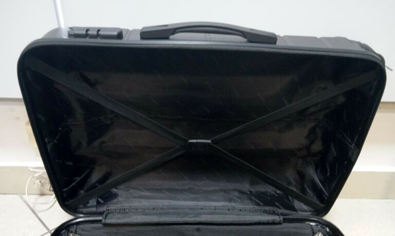 walizka-lasocki-marka-inna