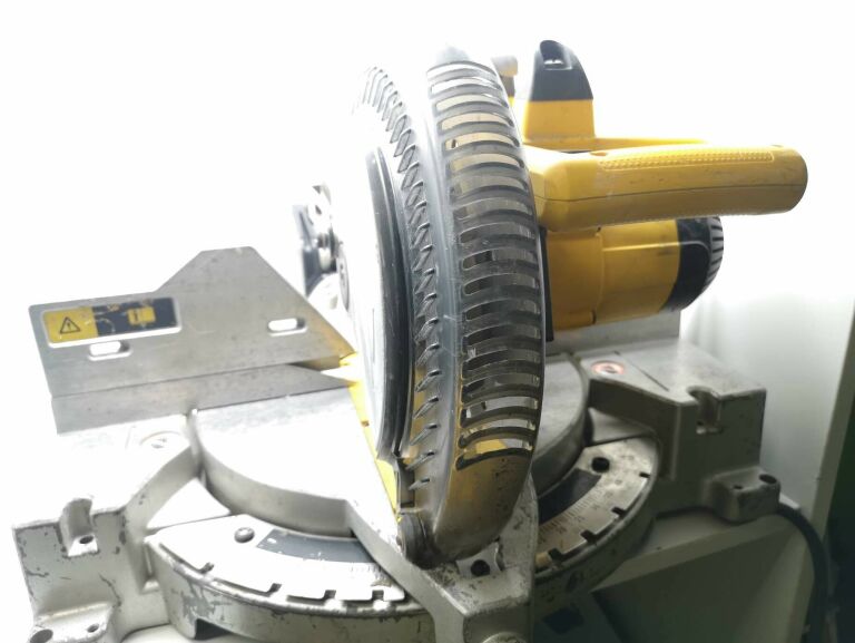 DEWALT DW703 + PORTABLE TRANSFORMER RHT015 230V
