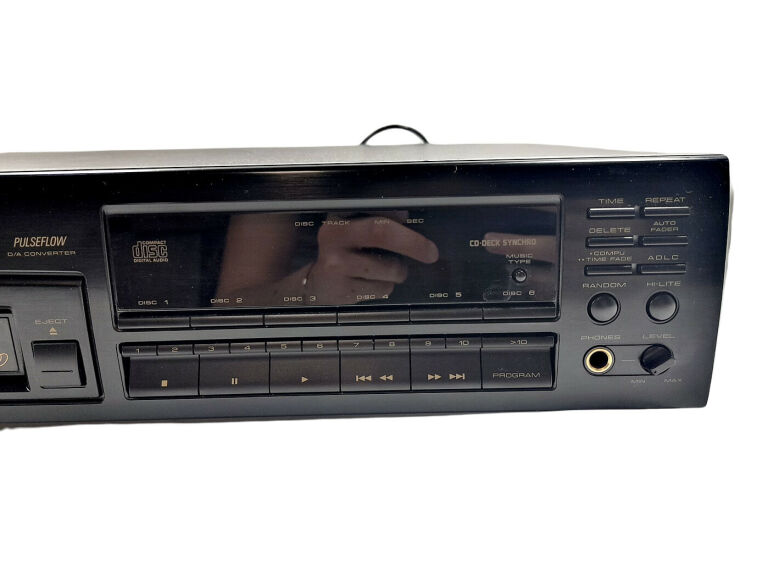 ODTWARZACZ CD PIONEER PD-M502 CZARNY ZMIENIARKA