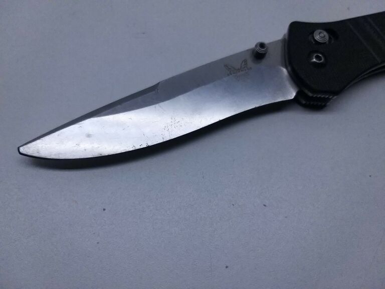 NÓŻ SKŁADANY BENCHMADE 710 D2 MCHENRY & WILLIAMS