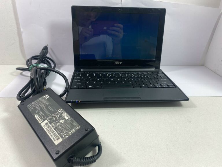 LAPTOP NETBOOK ACER ASPIRE ONE 160GB 1 GB RAM