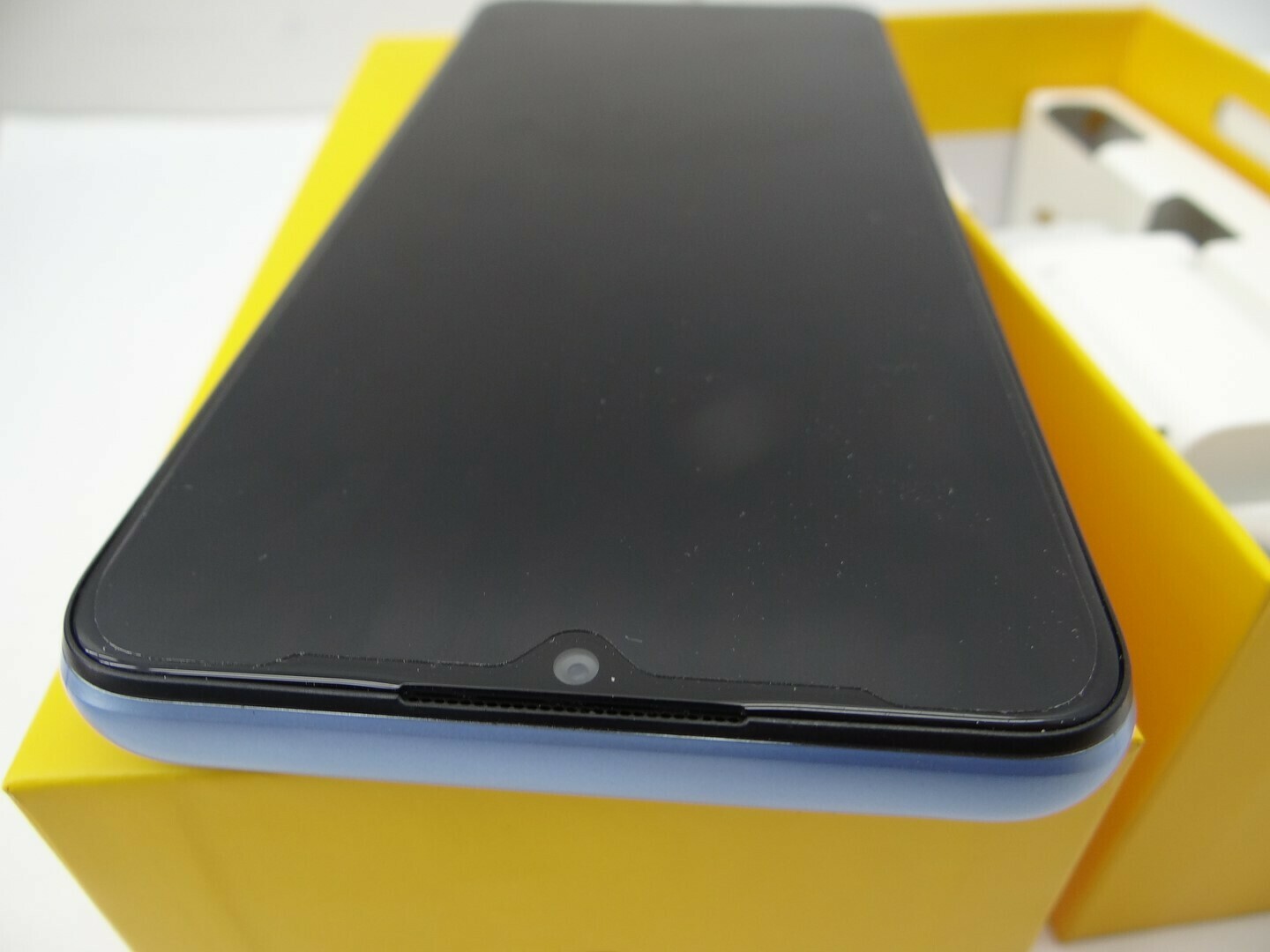 realme-7i-rmx2193-typ-smartfon