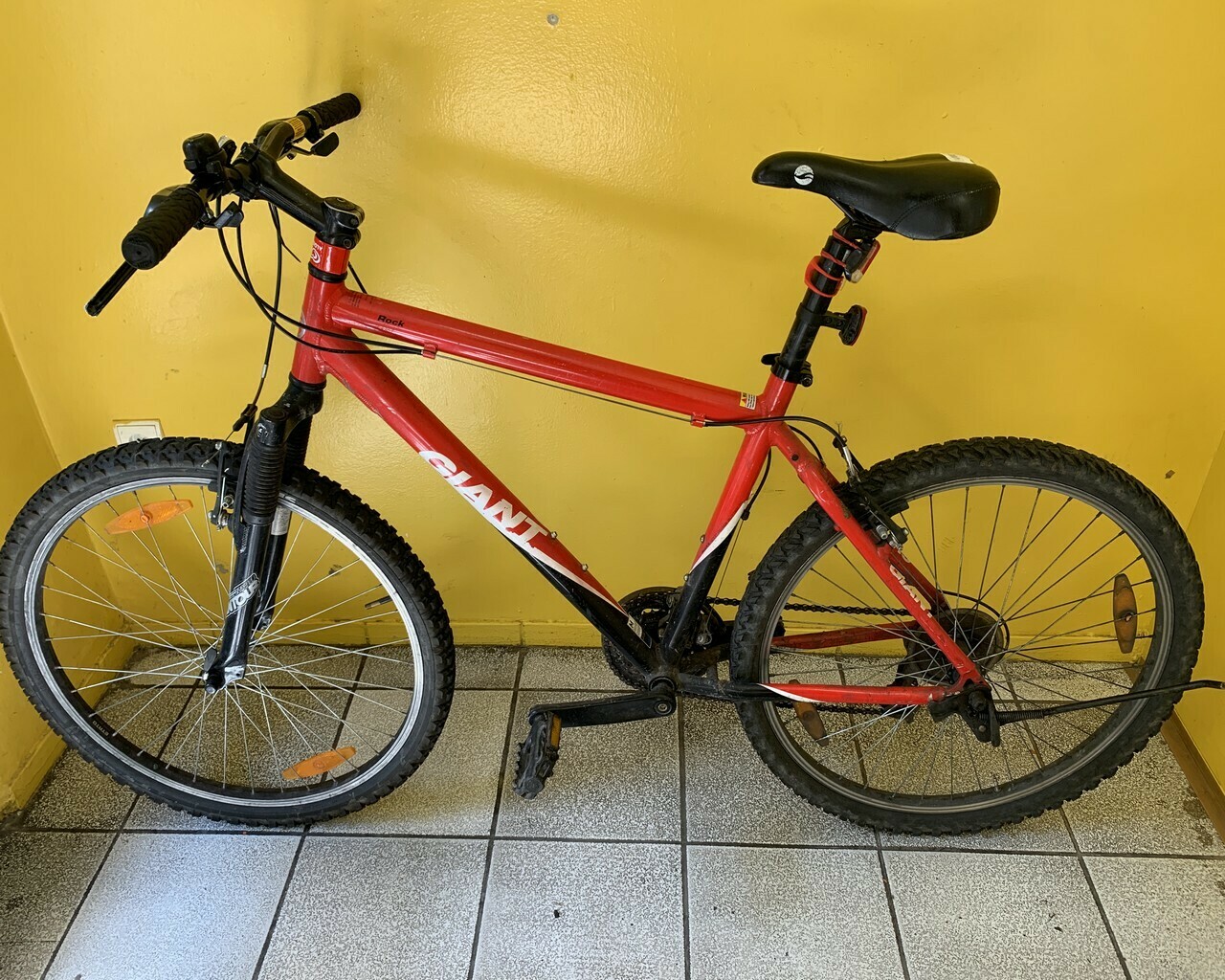 rower-giant-rock-26-cali-stan-uzywany