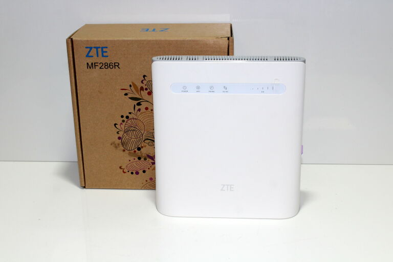 ROUTER MOBILNY ZTE MF286 4G LTE NA KARTĘ SIM CAT6