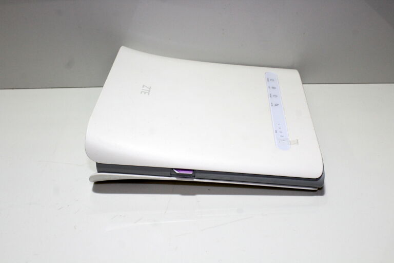 ROUTER MOBILNY ZTE MF286 4G LTE NA KARTĘ SIM CAT6
