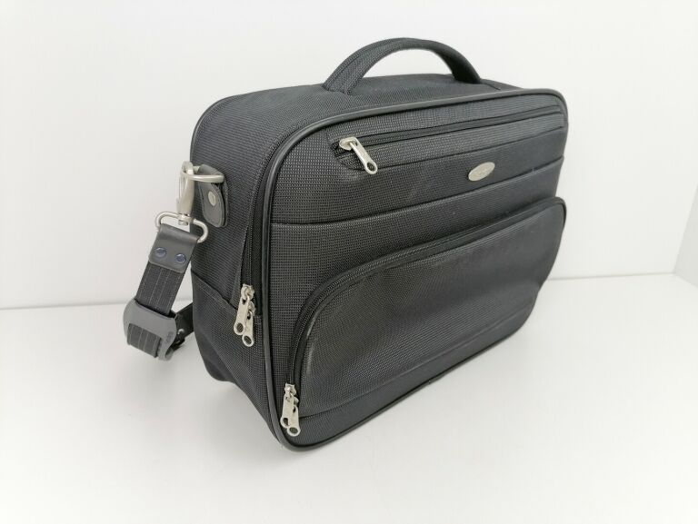 torba-na-laptopa-samsonite-stan-uzywany