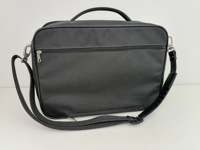 torba-na-laptopa-samsonite-wielkosc-matrycy-156