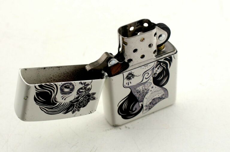 FAJOWA ZAPALNICZKA ZIPPO DAY OF THE DEAD GIRL