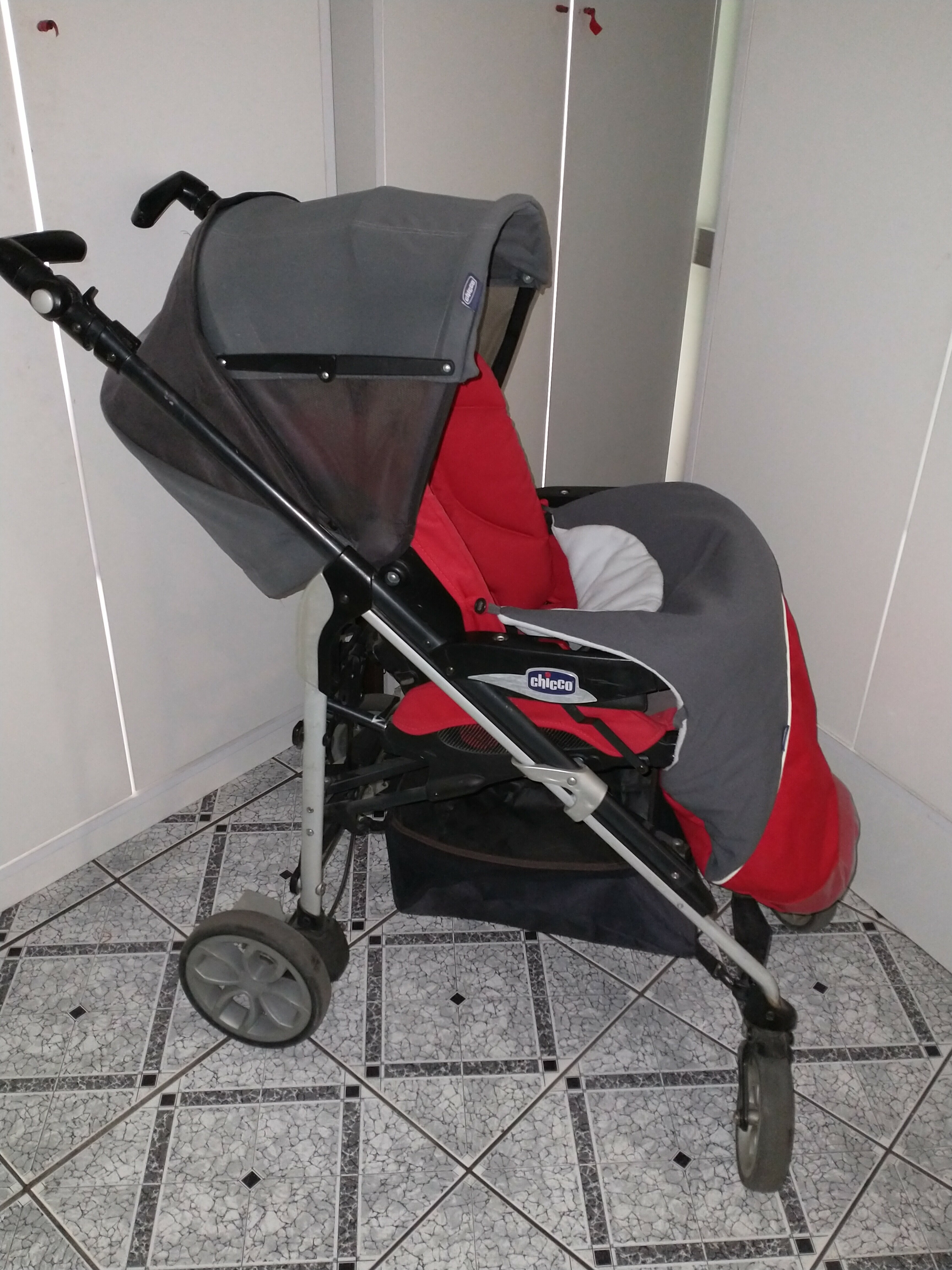 wozek-chicco-trio-love-informacje-dodatkowe-blokada-kol-obrotowych