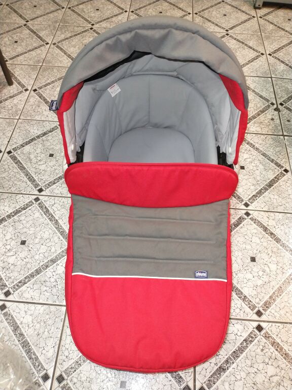 wozek-chicco-trio-love-elementy-zestawu-spacerowka