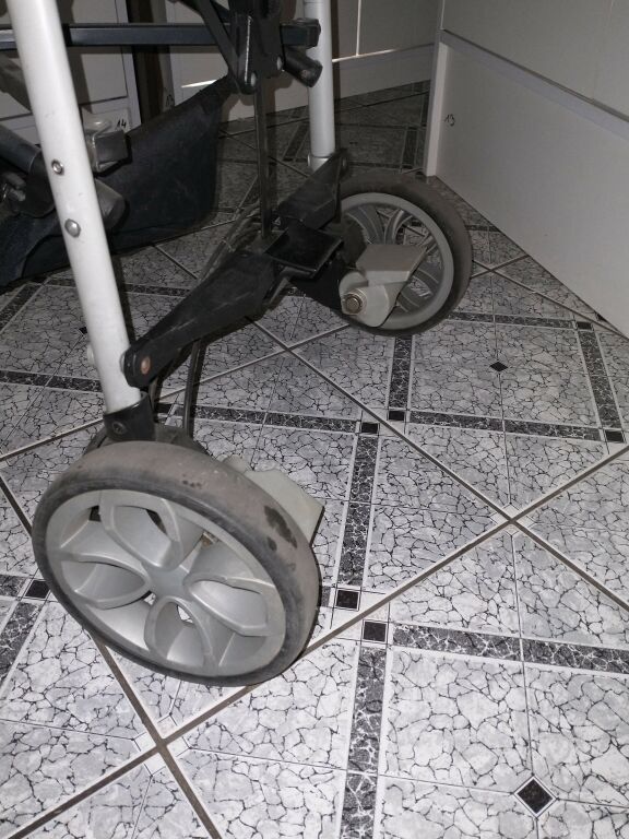 wozek-chicco-trio-love-kolor-odcienie-czerwieni