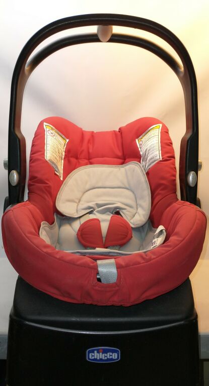 wozek-chicco-trio-love-rodzaj-kol-z-tworzywa