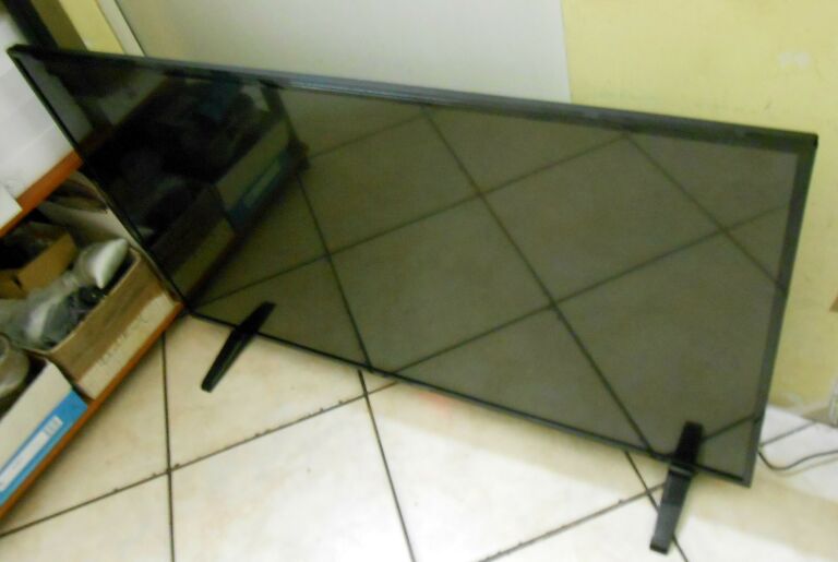 TELEWIZOR SHARP LC-43CFE4142E CZYTAJ OPIS