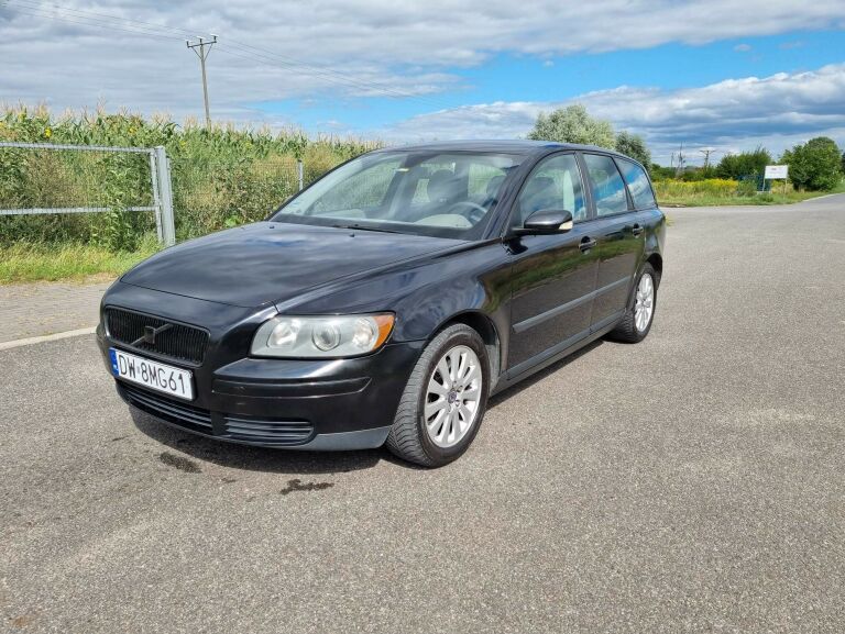 VOLVO V50 KOMBI 2.0 DIESEL 136 KONI Z 2005 ROKU