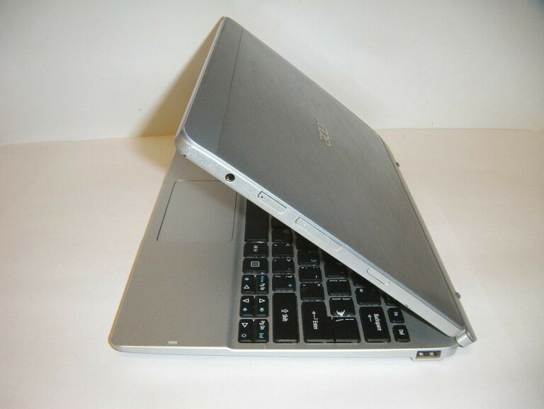 TABLET ACER ASPIRE SWITCH SW5-012