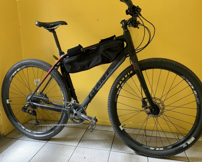 ROWER GIANT TOUGHROAD SLR 1 !!