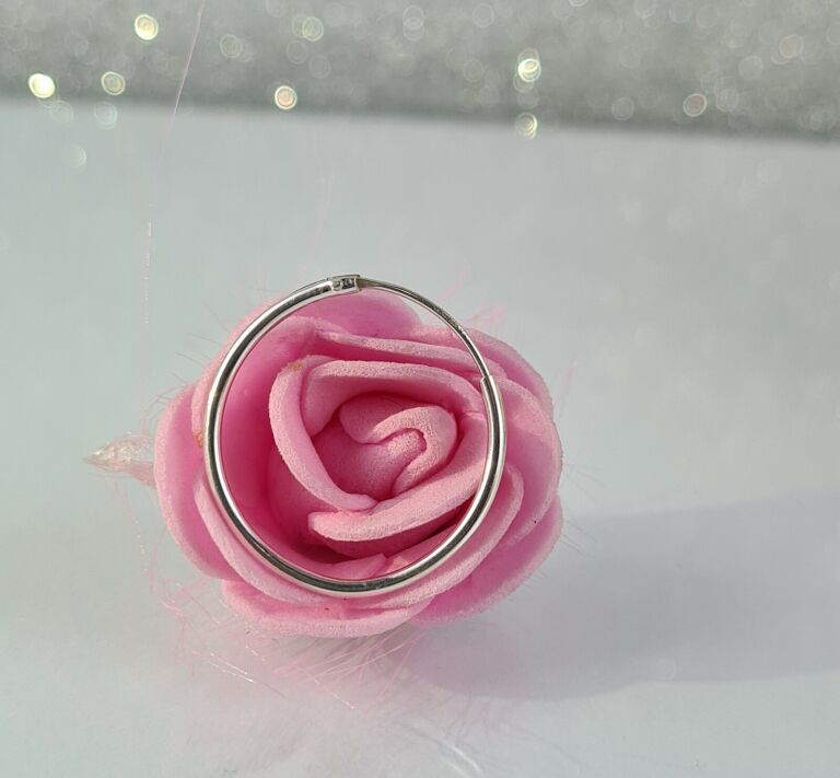 PIĘKNY SREBRNY KOLCZYK KÓŁKO 0,37G 925