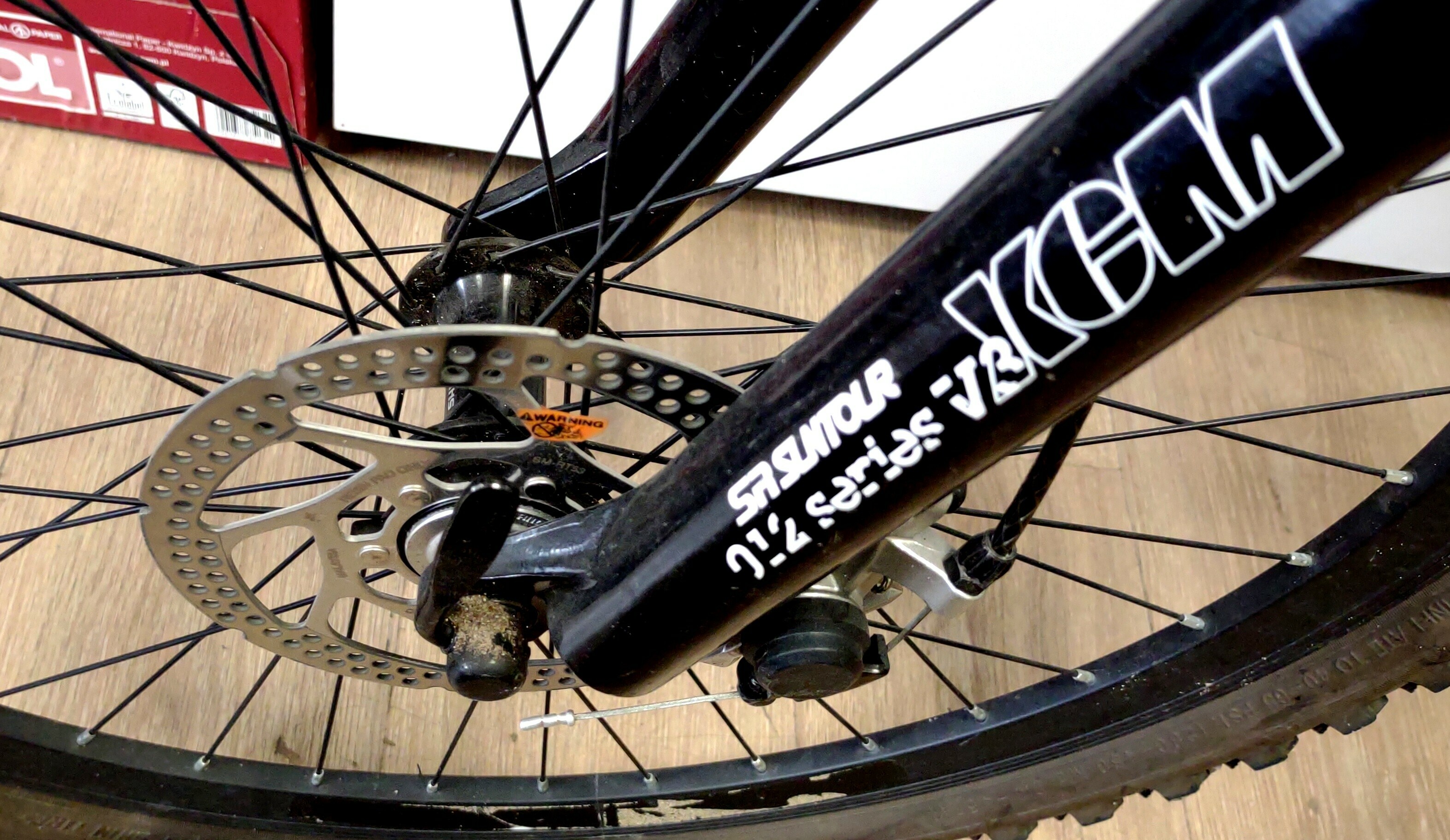 rower-21-kands-1300-series-kolor-czarny