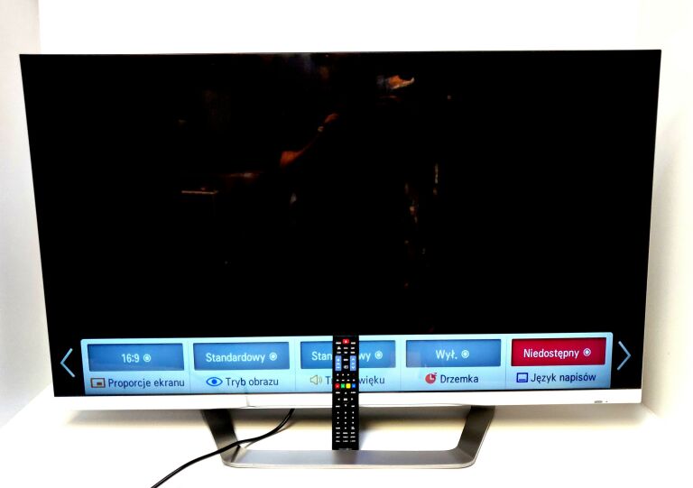 TELEWIZOR LG 47LM670S ODBIÓR OSOBISTY OPIS !!!