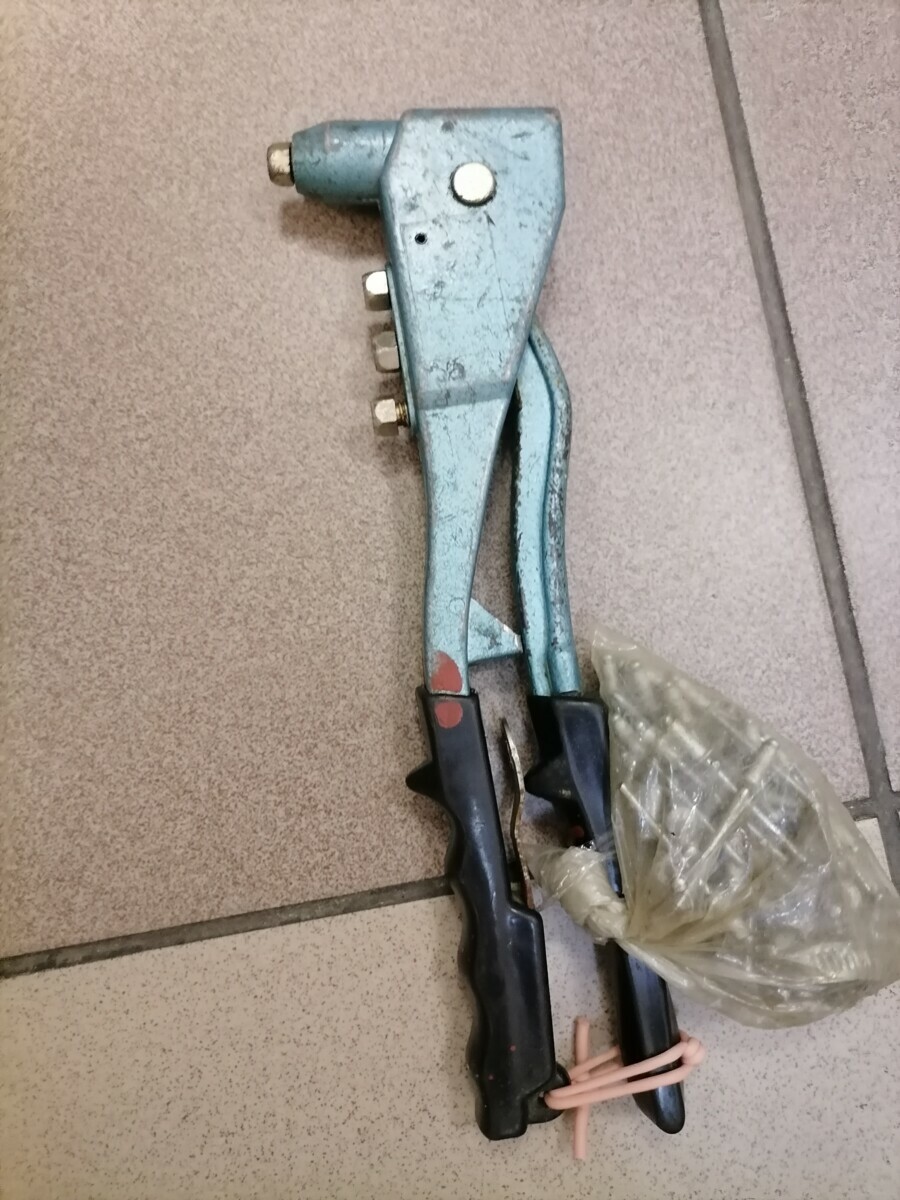 skrzynka-z-narzedziami-product-id