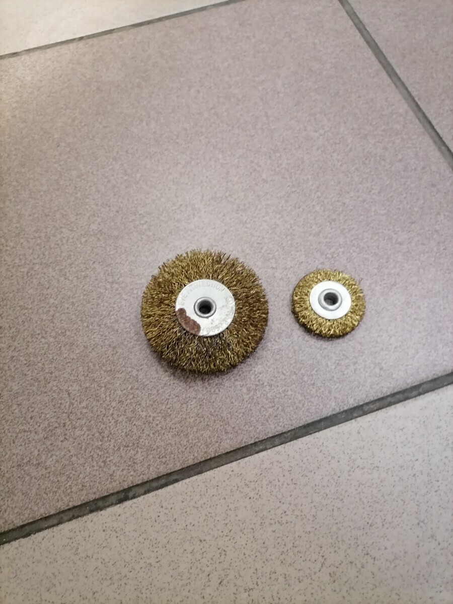 skrzynka-z-narzedziami-marka-inna