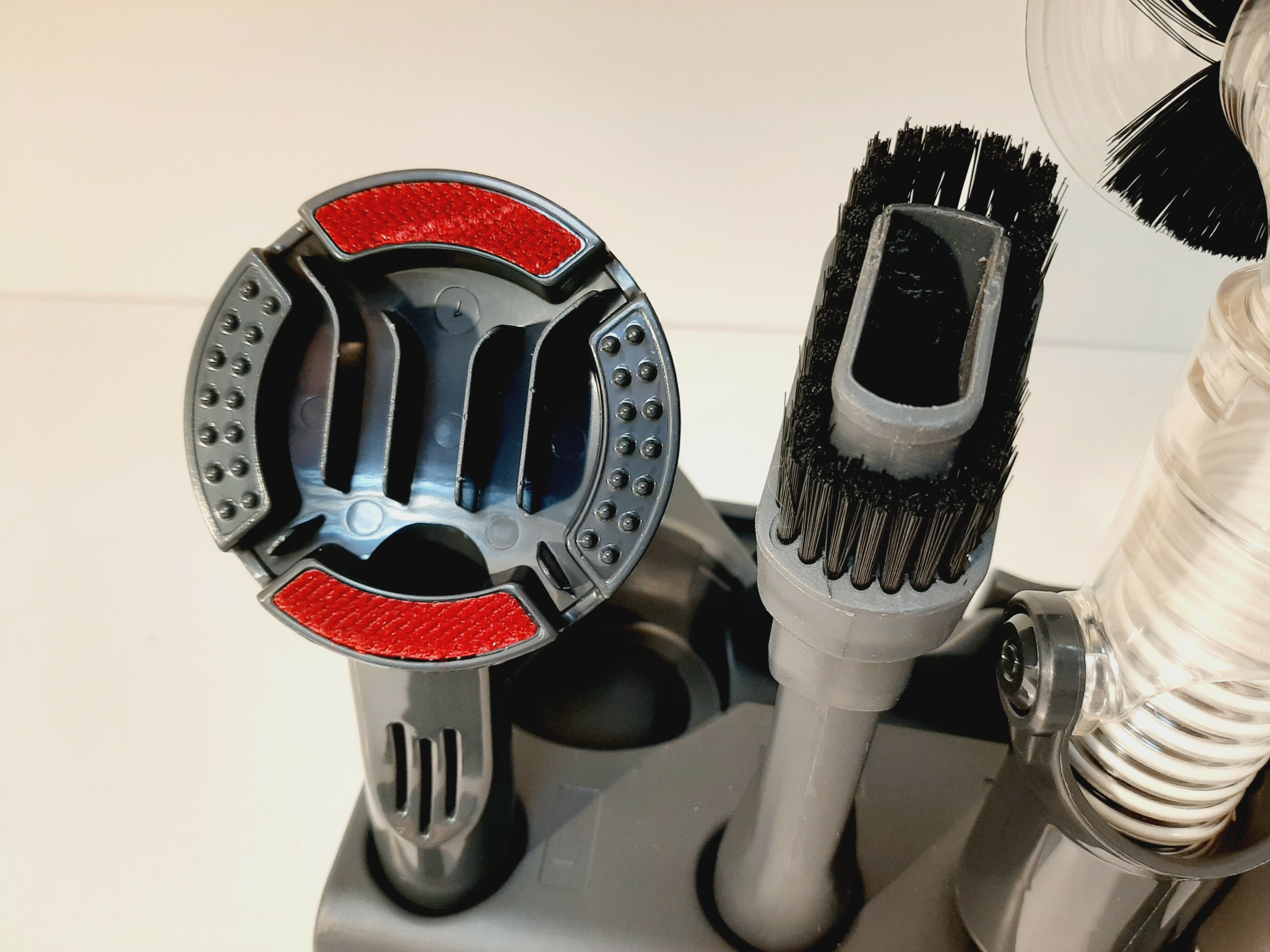 odkurzacz-pionowy-luxique-lx4791-bezprzewodowy-odlaczany-odkurzacz-reczny-nie