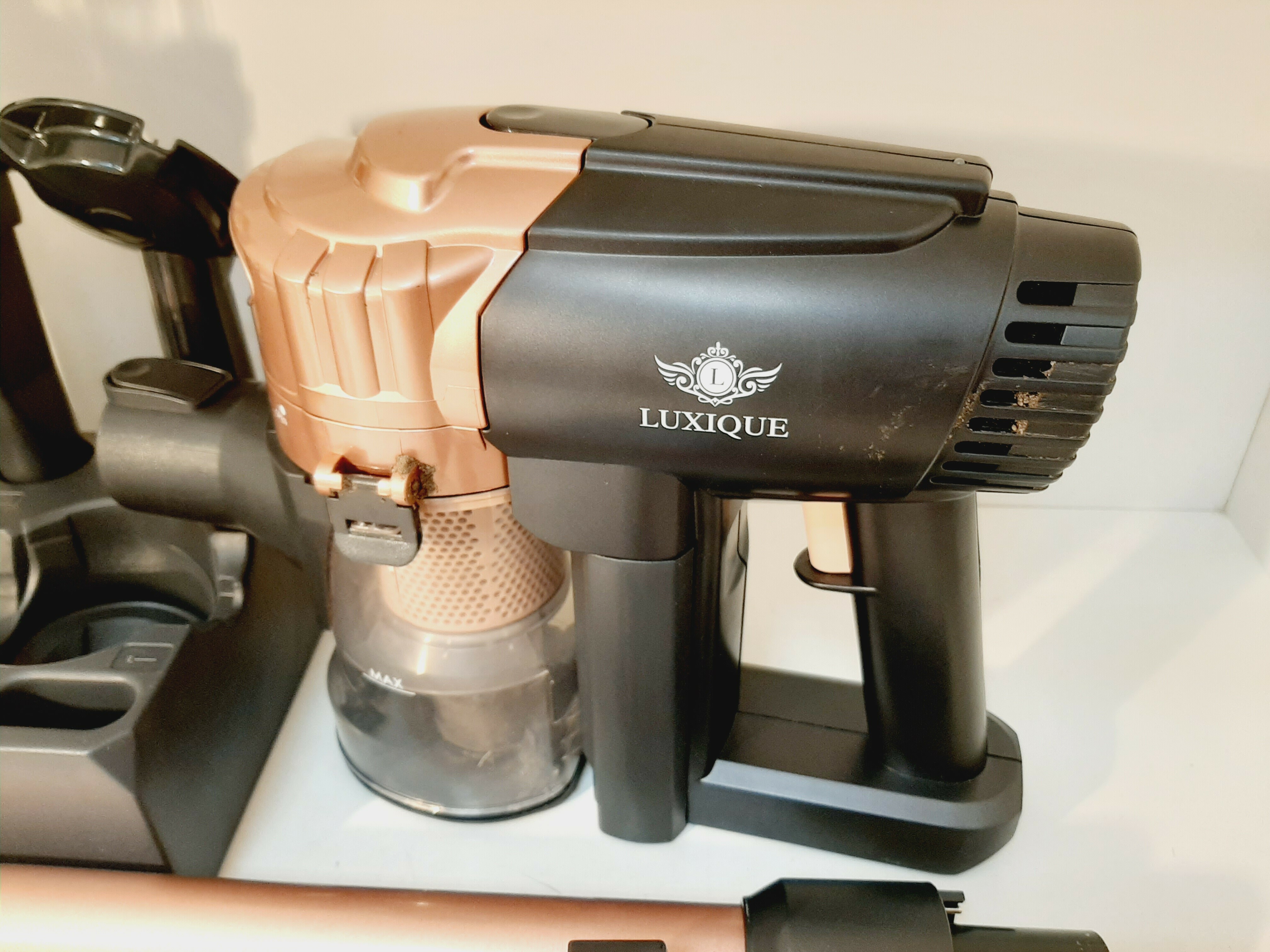 odkurzacz-pionowy-luxique-lx4791-bezprzewodowy-model-lx4791