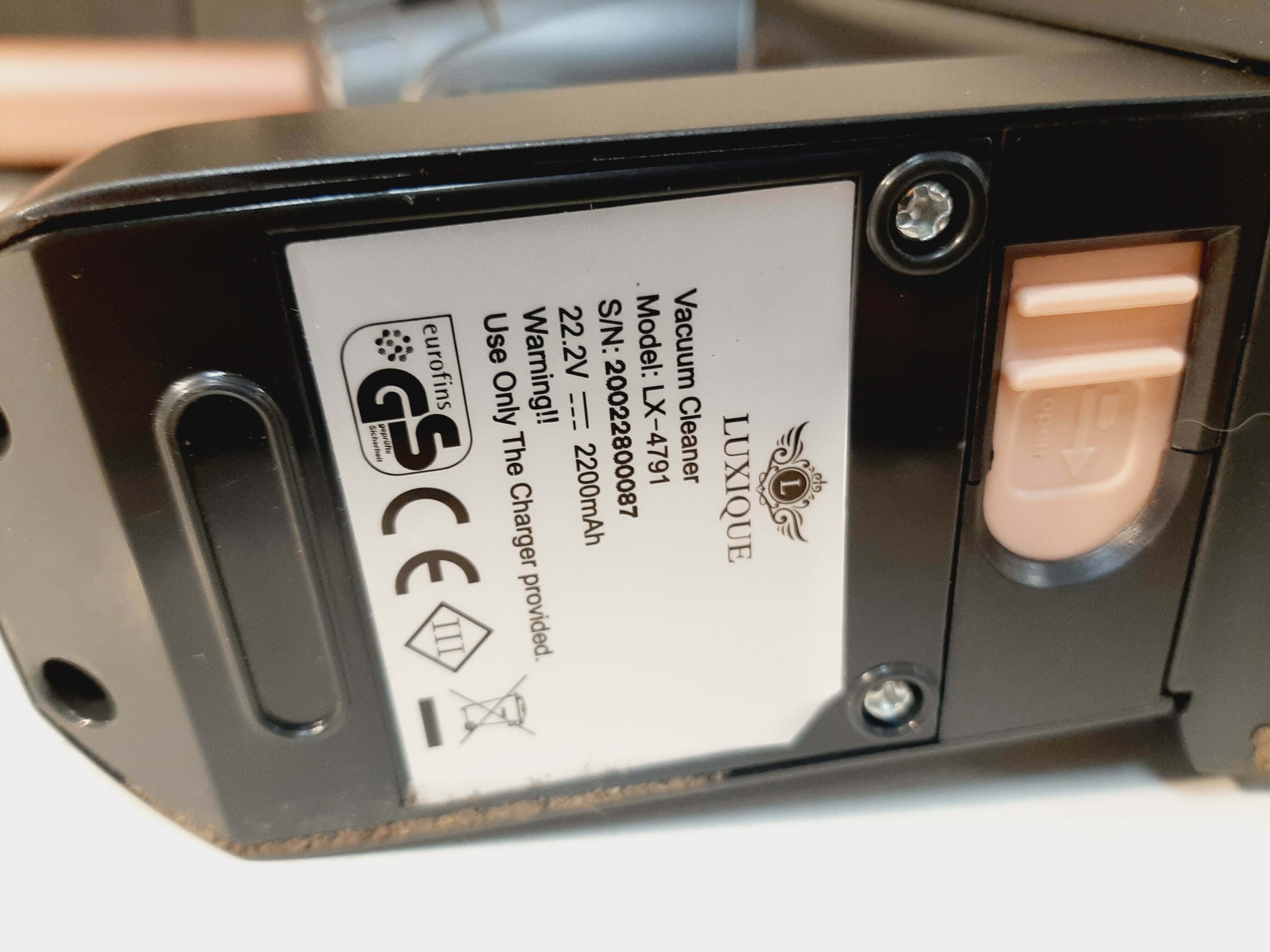 odkurzacz-pionowy-luxique-lx4791-bezprzewodowy-kod-producenta-lx4791