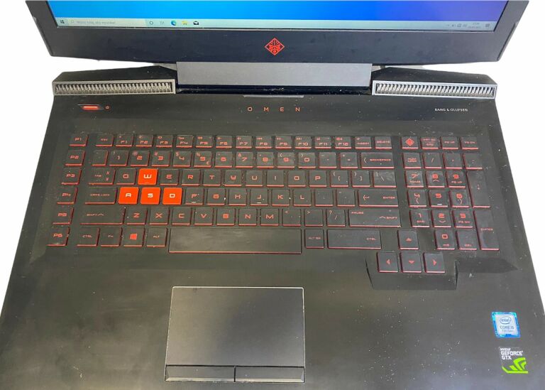 LAPTOP HP OMEN 17-AN010NW I5-7300HQ 8GB / 1TB