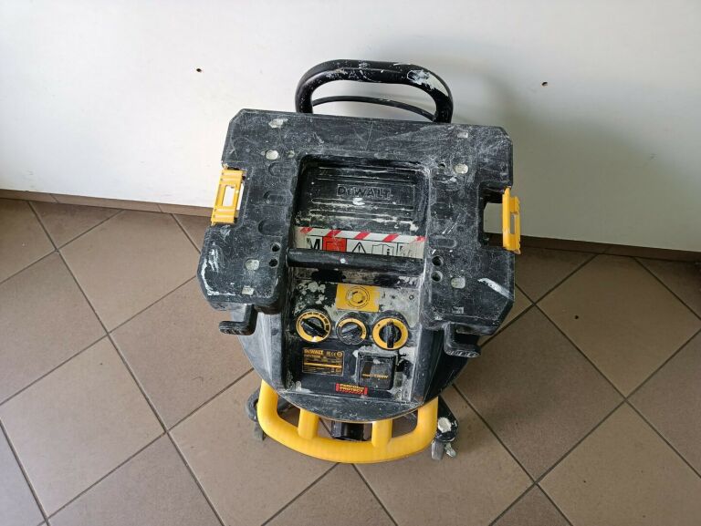 ODKURZACZ DEWALT DWV902M CZYTAJ OPIS
