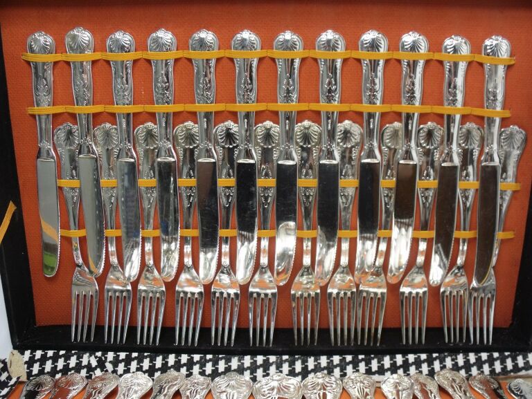 posrebrzane-sztucce-inox-amz-proba-800-12-osob-11-listopada-4-lask-palladium