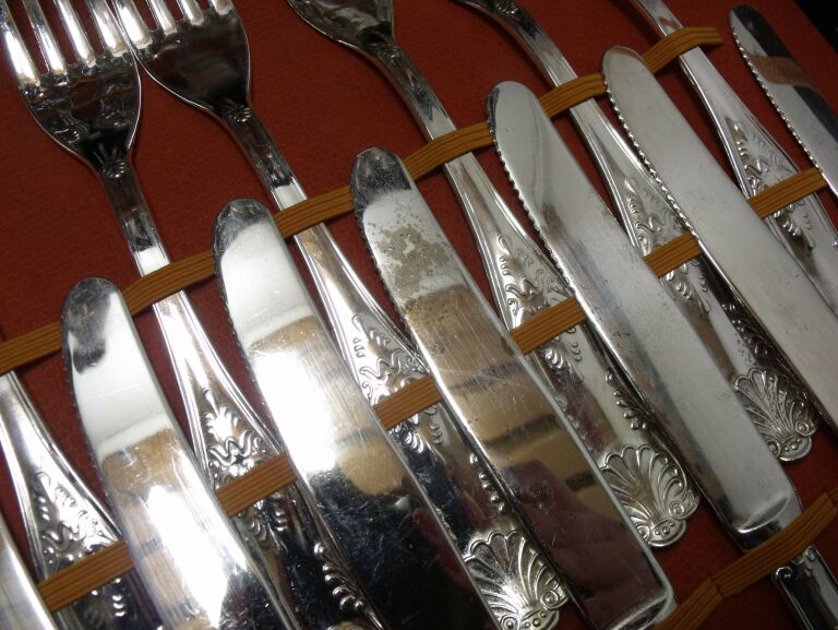 posrebrzane-sztucce-inox-amz-proba-800-12-osob-stan-do-renowacji