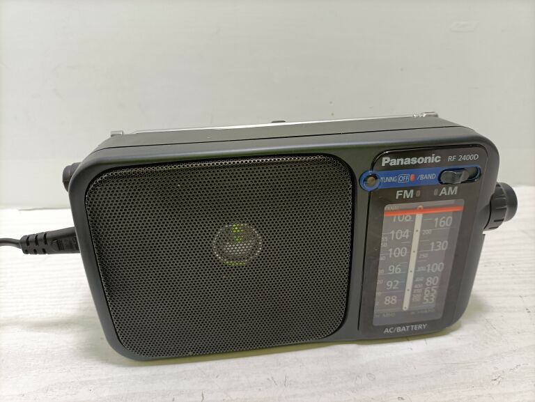 RADIO PANASONIC RF 2400D
