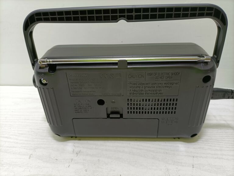 RADIO PANASONIC RF 2400D