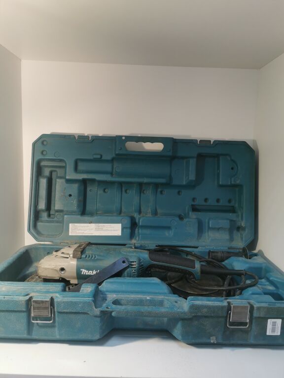 SZLIFIERKA MAKITA GA9020 WALIZKA