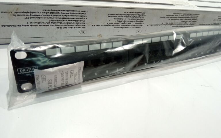patch-panel-19-24-porty-kat5e-producent-0000