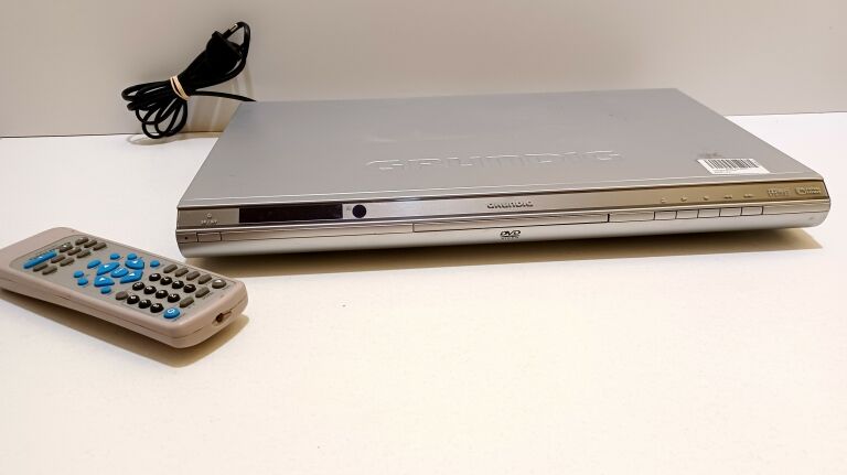 DVD GRUNDIG GDP 1100+PILOT+KABEL