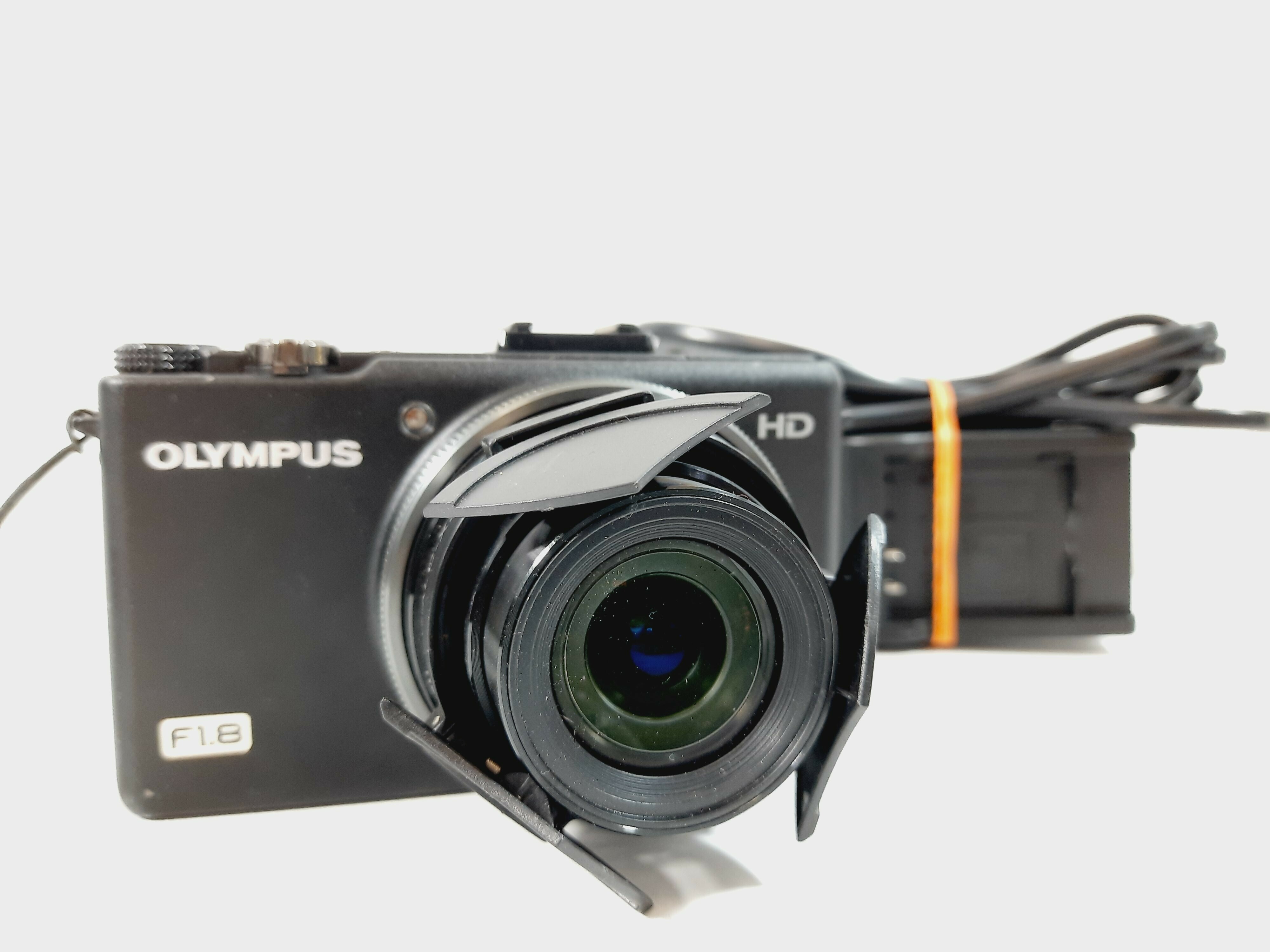 aparat-cyfrowy-olympus-xz-1-ladowarka-kosciuszki-10a1-braniewo