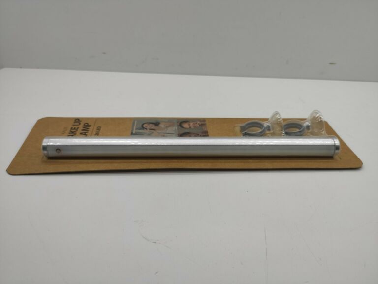 powystawowa-lampa-kalix-make-up-26-led-jysk-kolor-bialy