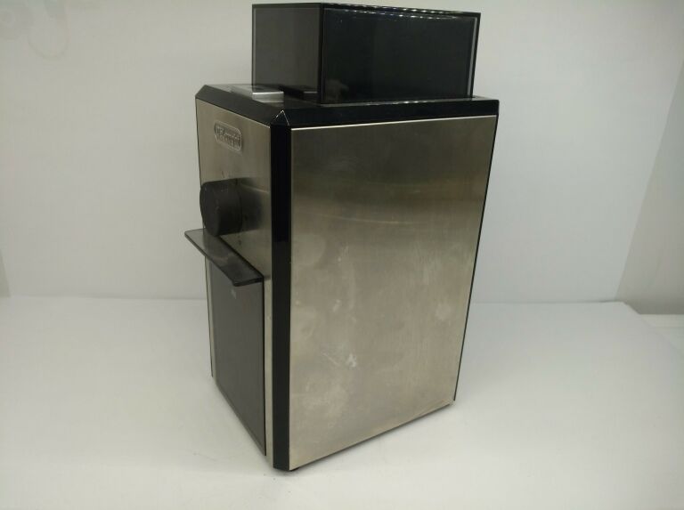 MŁYNEK DO KAWY DELONGHI KG 89