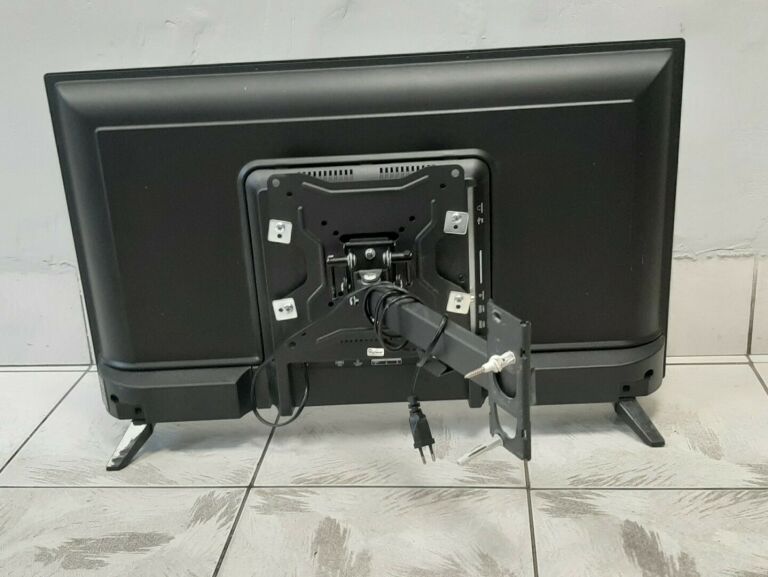 TELEWIZOR OPTICUM 32 + UCHWYT QILIVE