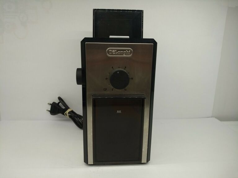 MŁYNEK DO KAWY DELONGHI KG 89