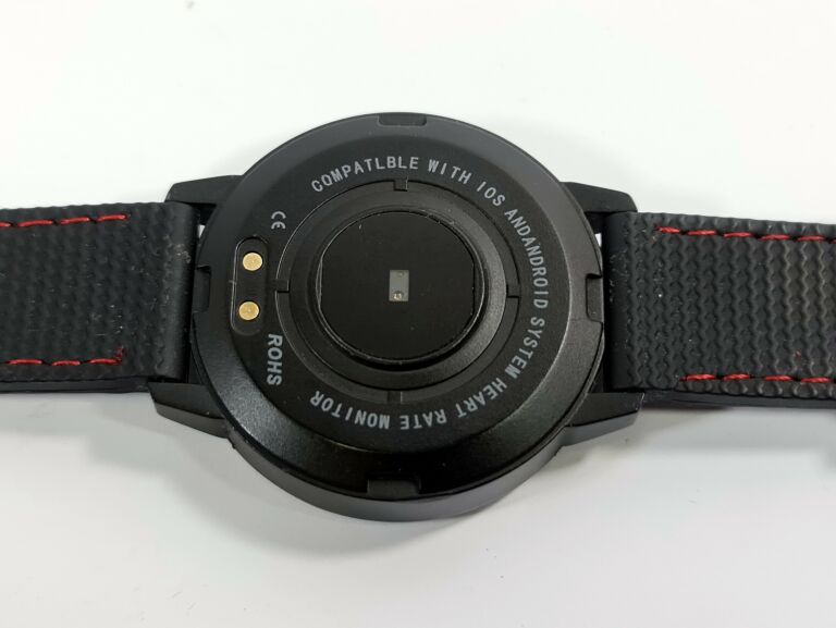 ZEGAREK SMART WEAR + ŁADOWARKA + PUDEŁKO