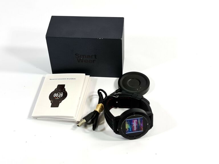 ZEGAREK SMART WEAR + ŁADOWARKA + PUDEŁKO