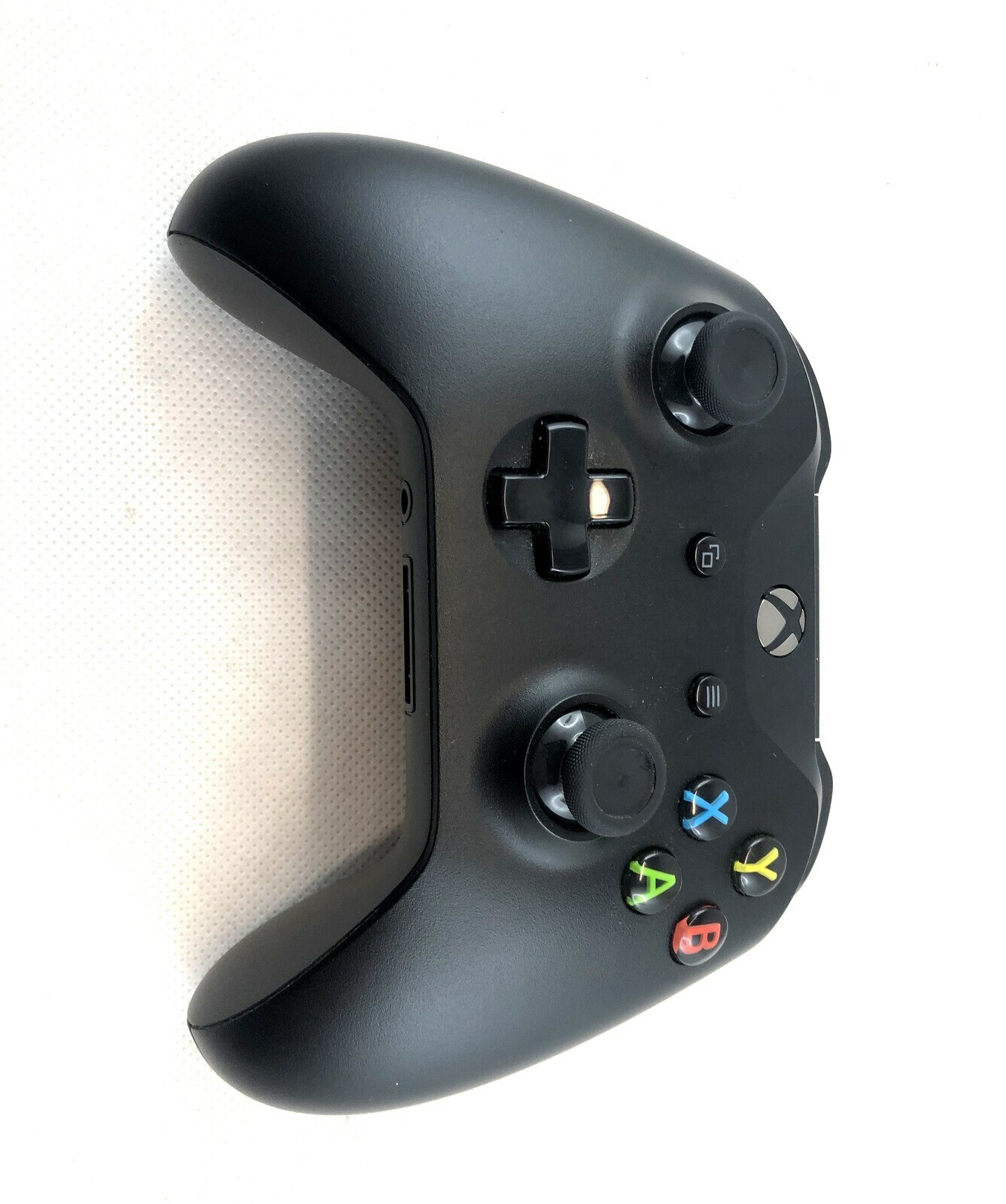 pad-xbox-one-model-1708-sposob-podlaczenia-bezprzewodowy