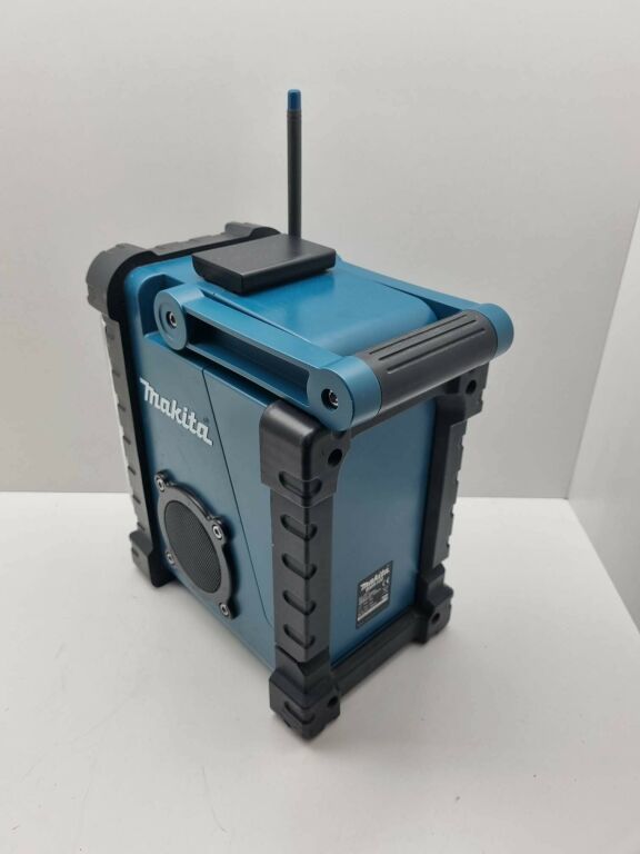 RADIO BUDOWLANE MAKITA BMR 100 Z ZASILACZEM