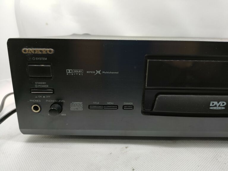 DVD ONKYO DV-S501