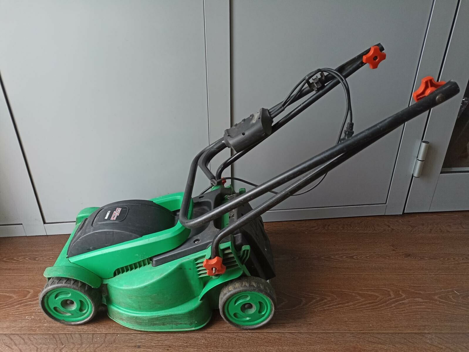 kosiarka-elektryczna-goon-yk1233-uszkodzona-stan-po-zwrocie