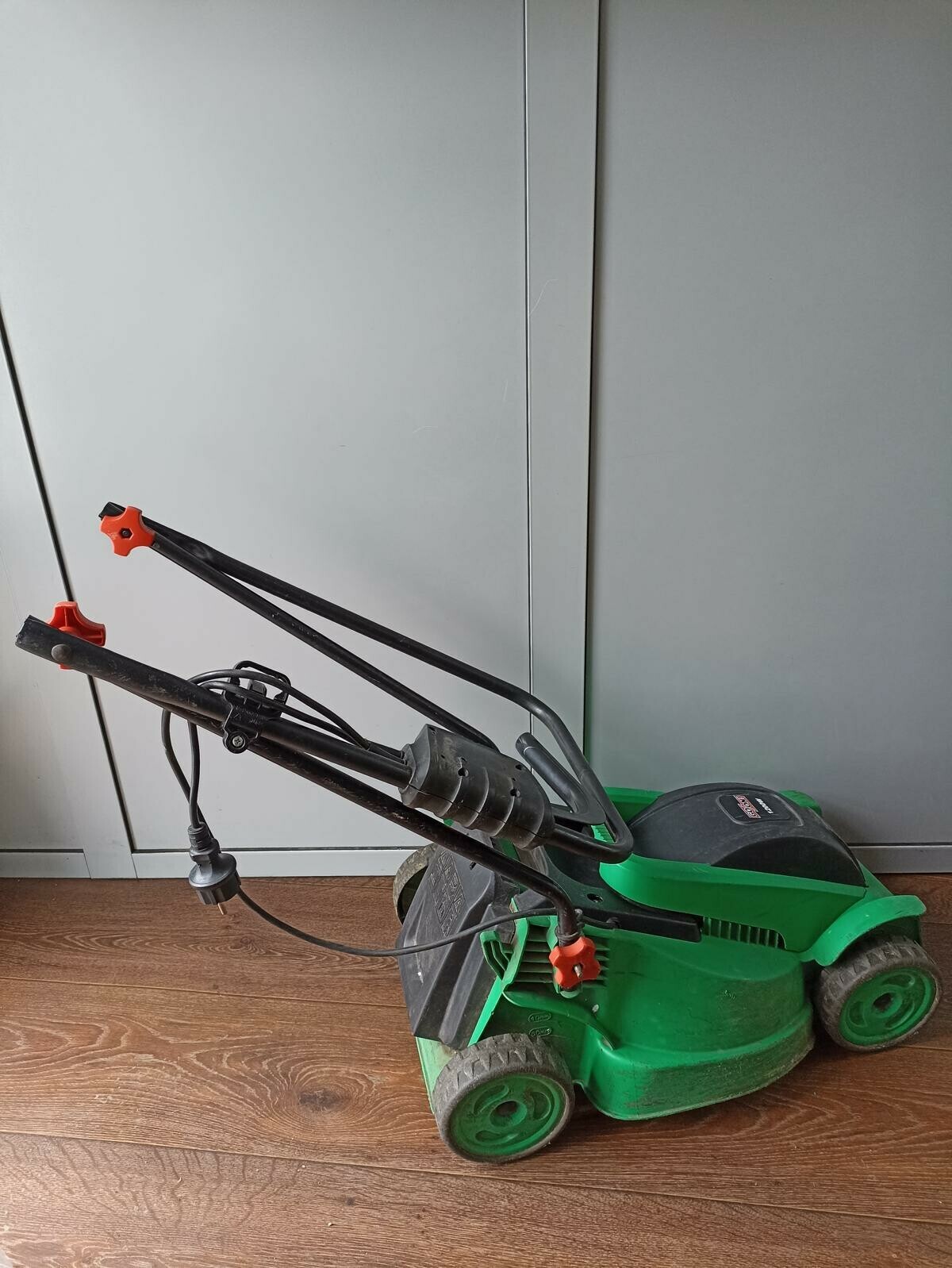 kosiarka-elektryczna-goon-yk1233-uszkodzona-moc-silnika-1200